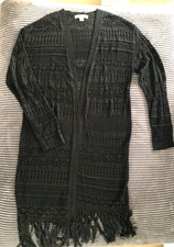 schwarze Long-Strickjacke mit Fransen Gr. L Marke: Amisu