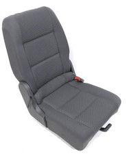 VW Touran Sitz hinten rechts
