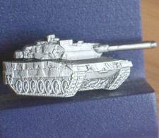 Ausverkauf   PIN  Bundeswehr  Panzer  LEO-2   METALL NEU   400