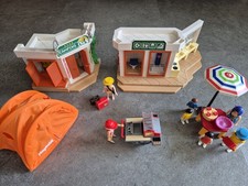 Playmobil Camping mit Verkauf, Sanitärer Anlage, Zelt und Figuren