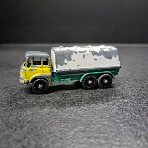 Matchbox series 25 petrol - series,
