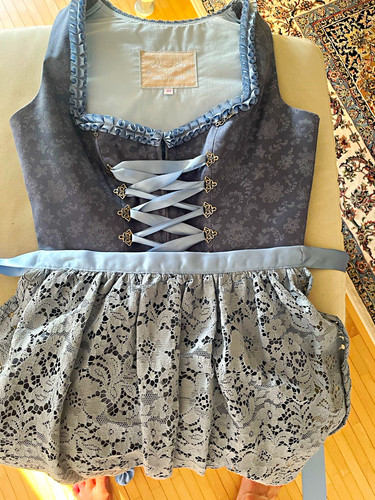 Silk pearls dirndl - &,