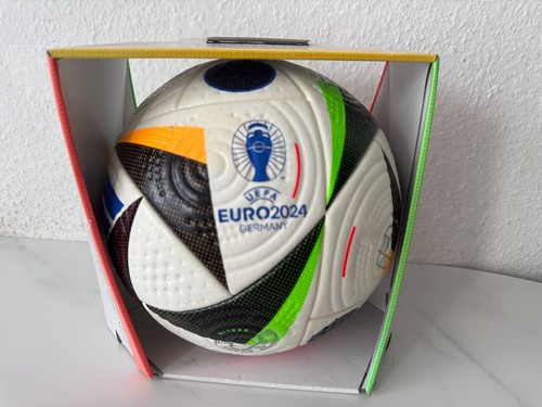 Fussballliebe adidas pro ball - pro,