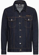 Authentic Porsche Essential