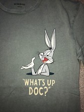 schönes T-Shirt Reserved oliv grün mit Bugs Bunny Print Größe 140 Junge