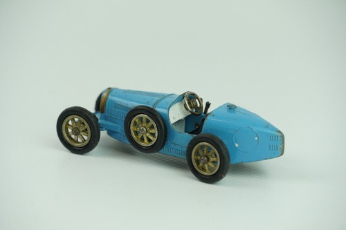 6 bugatti mit weißem - bugatti,