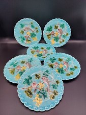 Antike Majolika Teller um 1880 der Manufaktur Sarreguemines, signiert.