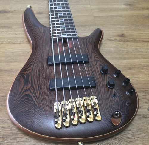 Bass ibanez soundgear - e-bass,