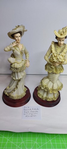 Zwei figuren frauen barock - zwei,