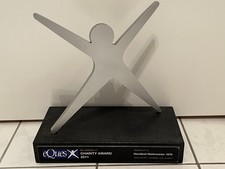 Handball Weltmeister - original Trophäe - eQues Charity Award 2011