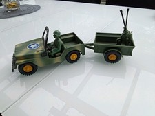 Molto plastik Army Jeep mit Geschütz Anhänger