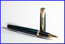 L'ETALON WATERMAN PARIS Serie Rollerball Pen in British racing GREEN & GOLD