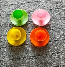 4 Eierbecher/ Eierhalter von Sonja Plastic 