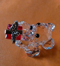 Swarovski Figur Swarovski Kris Bär mit Geschenk  Sammlungsauflösung
