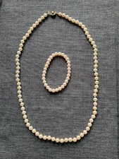 Zuchtperlenkette, Akoya-Perlen, verknotet und Süßwasserperlen-Armband