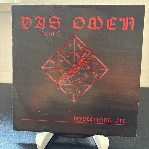 Mysterious art das - mysterious,