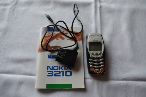 Nokia 3210 classic handy - nokia,