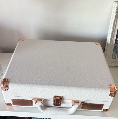 Retro plattenspieler - retro,