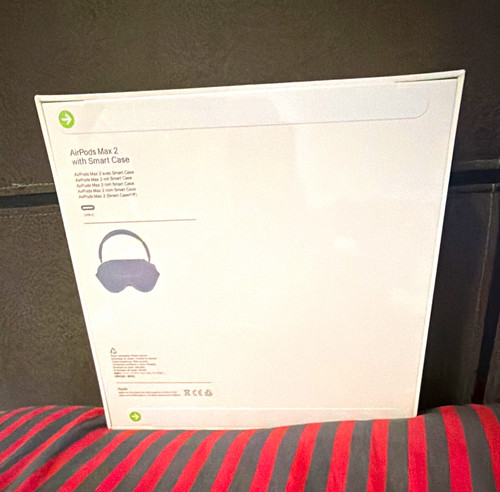 Apple airpods max over - apple,