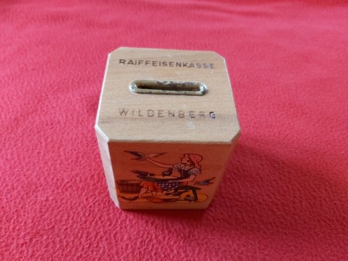 Alte spardose aus holz - alte,