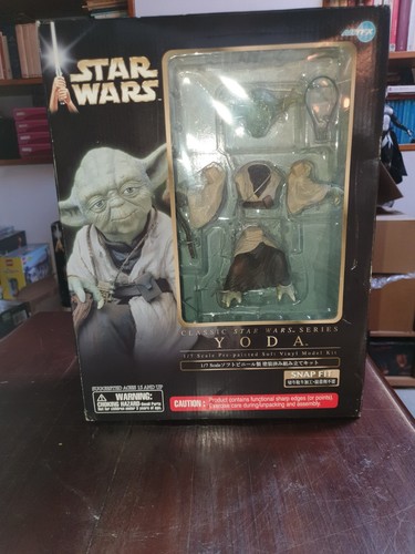 Star wars kotobukiya yoda - star,