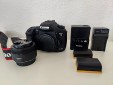 Canon EOS 7D Mark II mit Objektiv EF 50mm f/1.8 STM und Zubehörpaket
