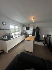 Impuls Einbauküche inkl. Siemens & Privileg E-Geräte (neuwertig)