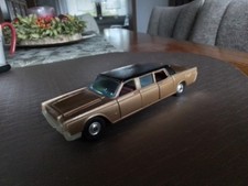 1:43 CORGI TOYS 262 Lincoln Continental GOLD Executive Limousine Town Car 1967
