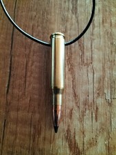 Echtleder Halskette mit Patronenanhänger