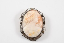 C26A10- Kamee Brosche Anhänger mit Silber (geprüft) Fassung Filigranarbeit