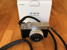 Fujifilm Fuji  X-E5  Kamera mit XF 23mm 2,8 R WR Objektiv