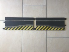 Scalextric Sport Engstelle C 8246 2 Stück Engstelle Rennbahn Bahnteile