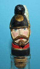 Schöner Zierkorken Soldat / Flaschenkorken / Stoneware Bottle Stopper Soldier