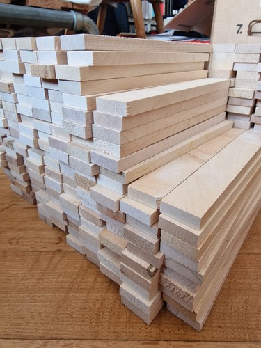 Holzbausteine maße 160x23x8mm - holzbausteine,