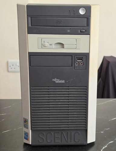 Fujitsu siemens scenic p300 - fujitsu,