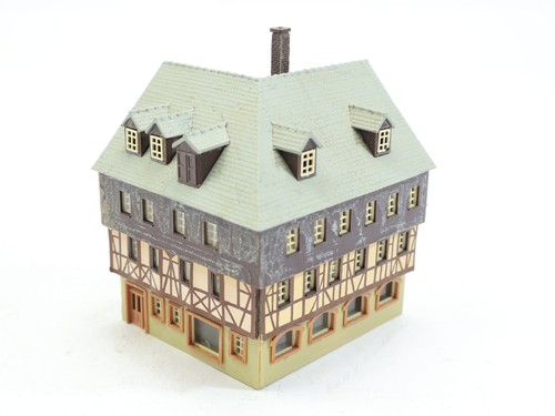 Spur gebäude wohnhaus - spur, n