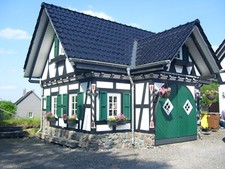 Fachwerkgarage, Fachwerkhaus