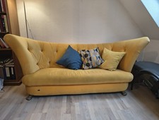 Wunderschöne gelbe Bretz Couch