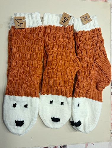 Handgestrickte socken paar - socken,