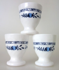 3 Eierbecher Arcopal Trianon