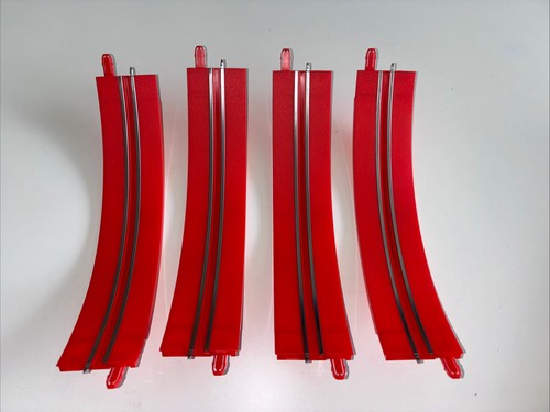 Carrera red curves - red, loop