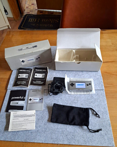Nintendo game boy - nintendo,