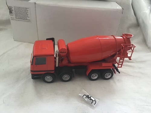 Conrad scale mercedes - 1:50,