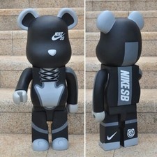 400% Bearbrick Figur Grau