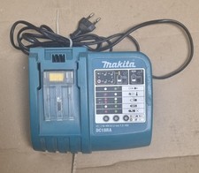 Makita Schnellladegerät DC18RA T 7,2–18V Li-Ion Ladegerät