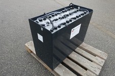 Staplerbatterie 24V 6PzS690 Ah