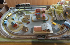 Komplettanlage Fertiggelände Märklin H0,  mit Trafo, spielfertig
