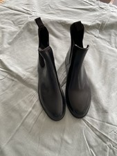 Gummi-Reitstiefelette