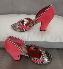 Offene Pumps von NAF NAF. Gr 37. koralle / lachs