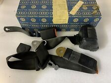  VW Passat B1 32 Dreipunkt-Sicherheitsgurt Drucktastenschloss 321857691B Neu NOS